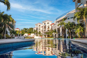 Paseo del Sol Close to the beach by Vimex